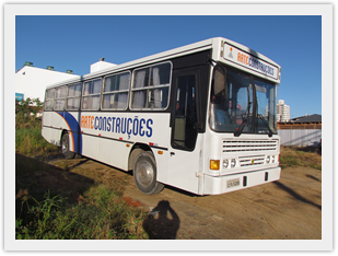 Ônibus - Mercedes 1318 - 45 Passageiros